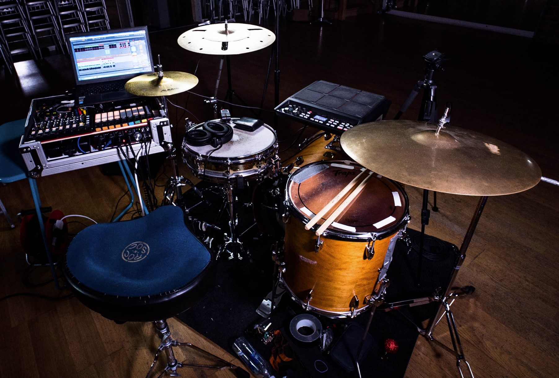 A full drum kit